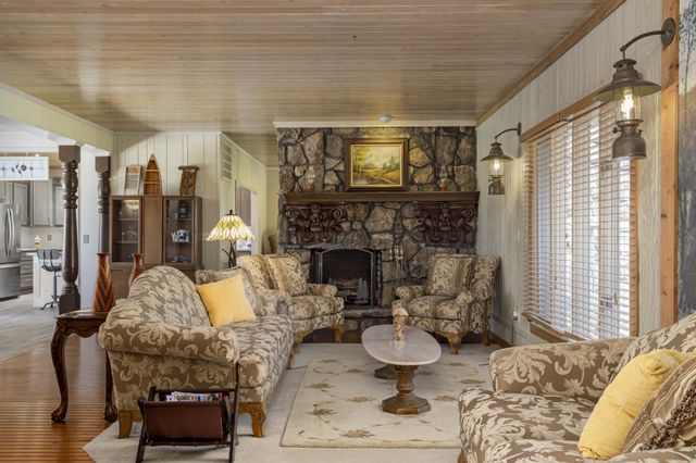 1372 Short Mountain Rd, Mcminnville, TN 37110