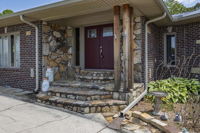 1372 Short Mountain Rd, Mcminnville, TN 37110