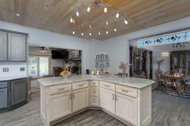 1372 Short Mountain Rd, Mcminnville, TN 37110