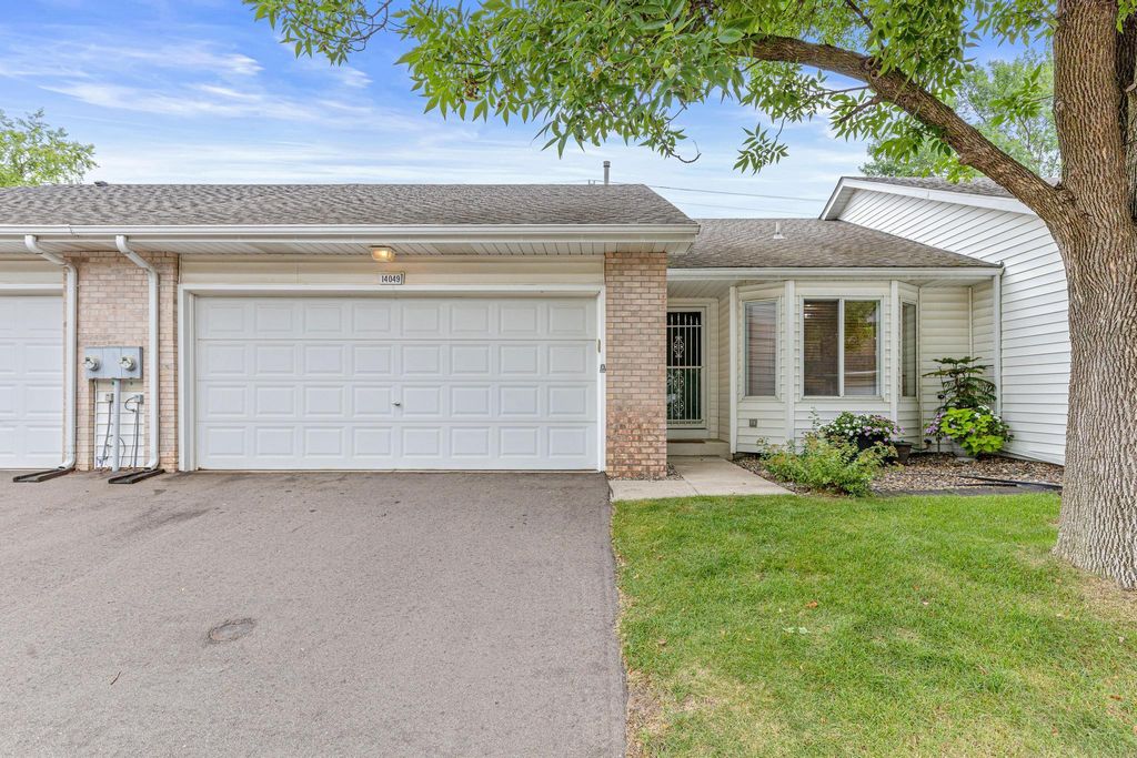 14049 Essex Court, Apple Valley, MN 55124