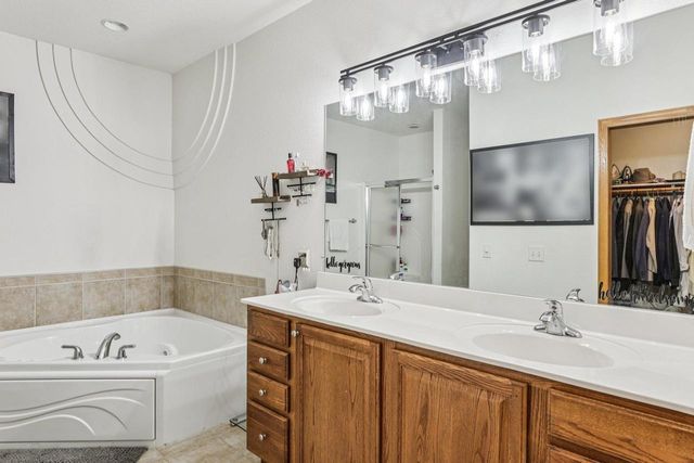 W11574 Island View Court, Lodi, WI 53555