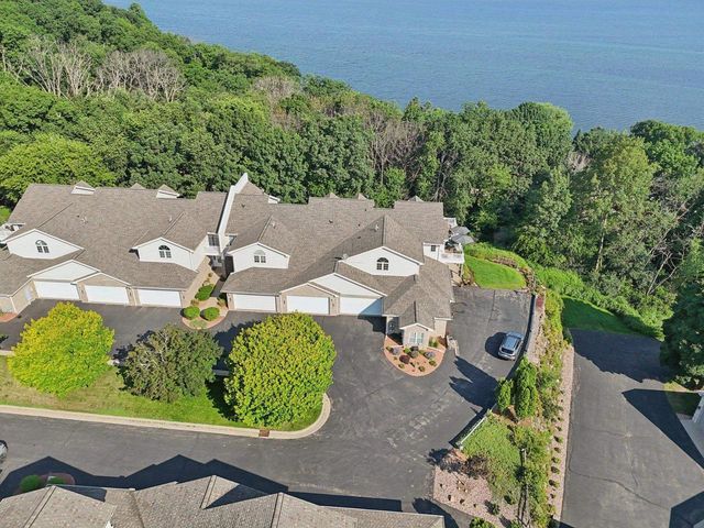 W11574 Island View Court, Lodi, WI 53555