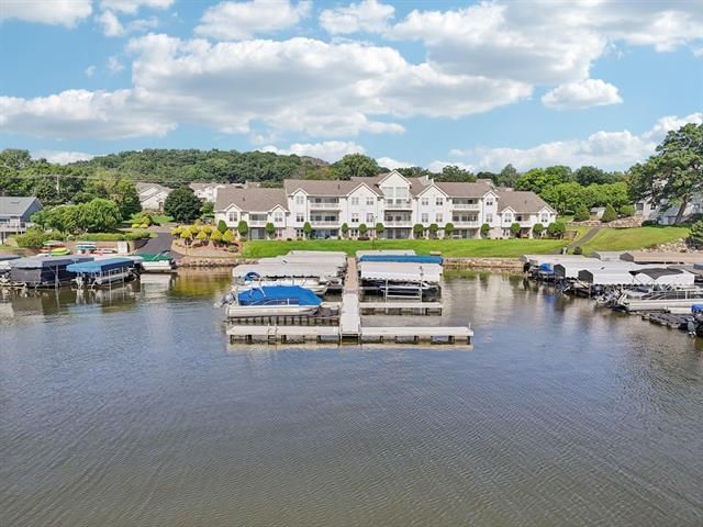 W11574 Island View Court, Lodi, WI 53555