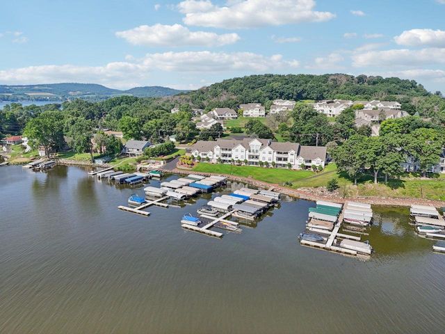 W11574 Island View Court, Lodi, WI 53555