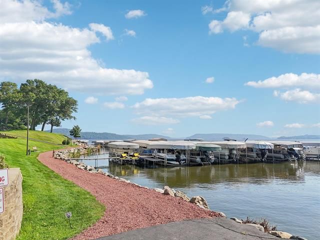 W11574 Island View Court, Lodi, WI 53555