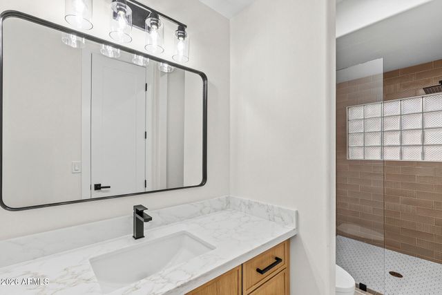 1120 N WREN Drive, Gilbert, AZ 85234