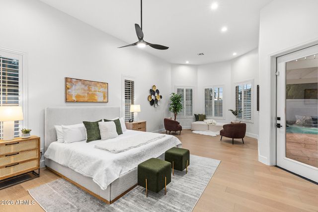 1120 N WREN Drive, Gilbert, AZ 85234