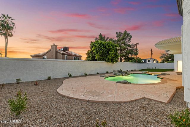 1120 N WREN Drive, Gilbert, AZ 85234