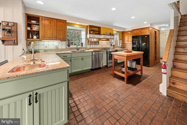 2885 MILL RD, Doylestown, PA 18902