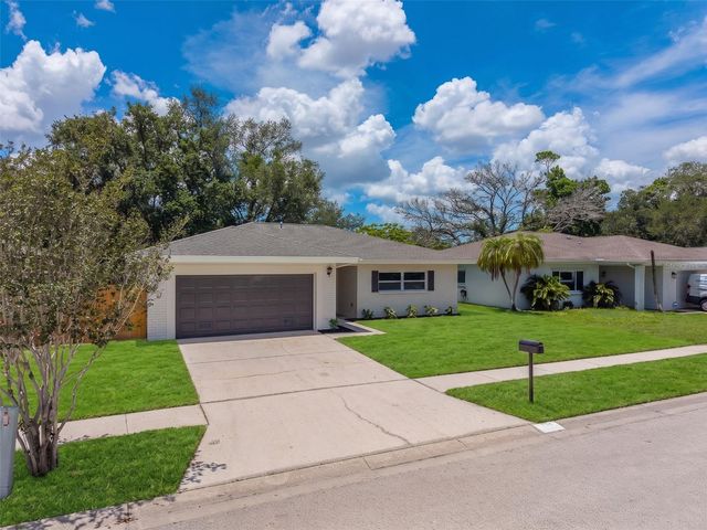 11818 69TH WAY, Largo, FL 33773