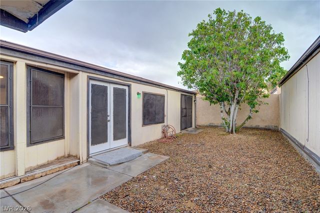 5620 Hobble Creek Drive, Las Vegas, NV 89120