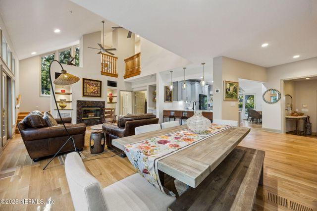 25 BEACH WALKER Road, Fernandina Beach, FL 32034