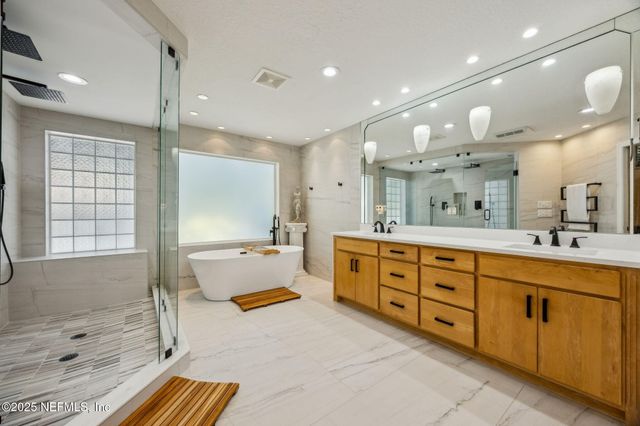 25 BEACH WALKER Road, Fernandina Beach, FL 32034