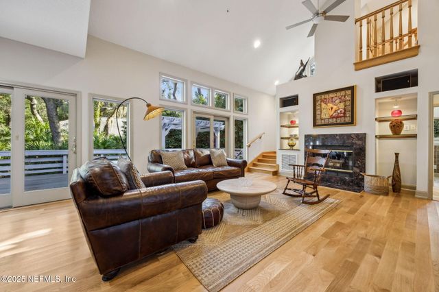 25 BEACH WALKER Road, Fernandina Beach, FL 32034