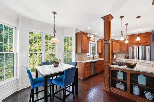 2409 STRATFORD CHASE PKY, Columbia, MO 65201