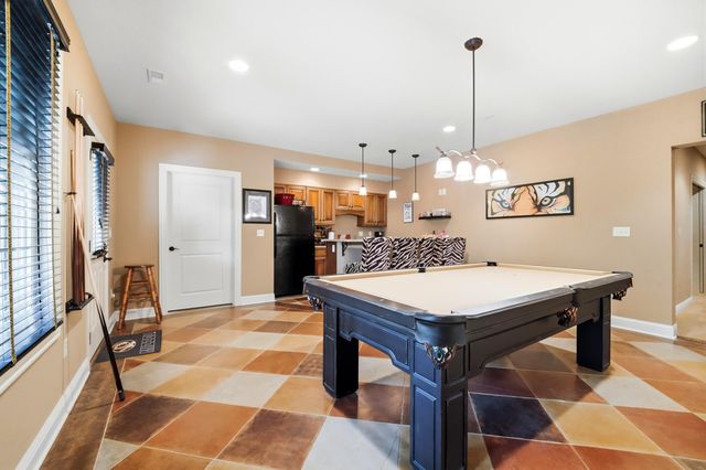 2409 STRATFORD CHASE PKY, Columbia, MO 65201