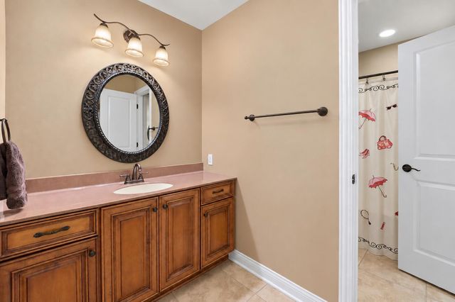 2409 STRATFORD CHASE PKY, Columbia, MO 65201