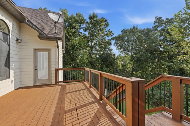 2409 STRATFORD CHASE PKY, Columbia, MO 65201