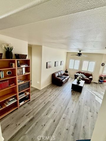 857 Reisling St, Hemet, CA 92545