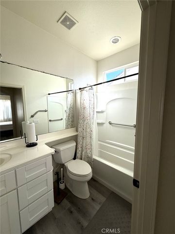 857 Reisling St, Hemet, CA 92545