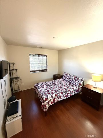 857 Reisling St, Hemet, CA 92545