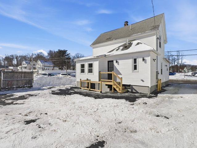 1034 Southbridge Street, Worcester, MA 01610