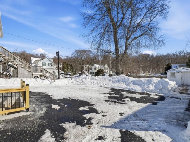 1034 Southbridge Street, Worcester, MA 01610