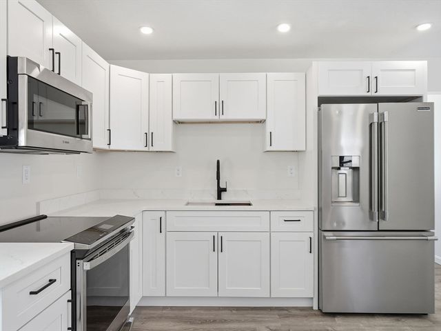 1034 Southbridge Street, Worcester, MA 01610