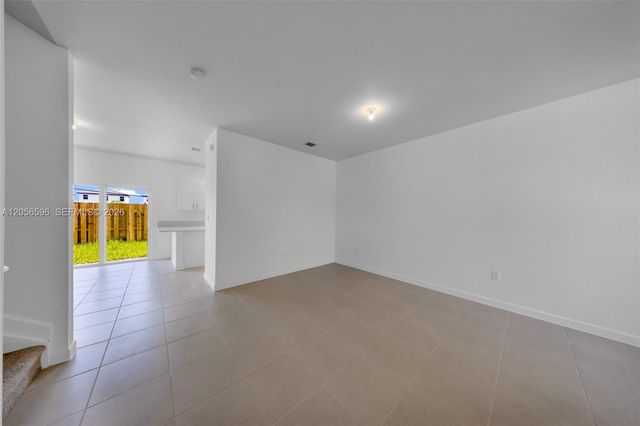 2567 SE 25th Drive 2567, Homestead, FL 33035