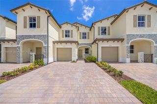 2567 SE 25th Drive 2567, Homestead, FL 33035