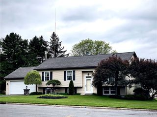 556 Stoneleigh Road, Oneida, NY 13421