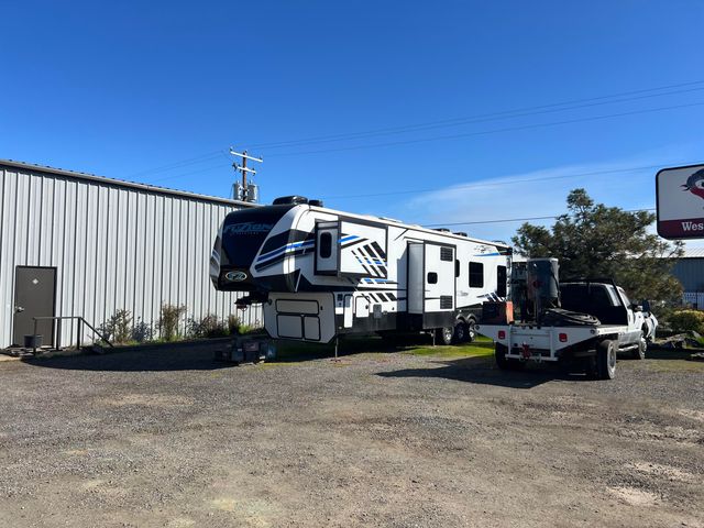 1343 E Justice Road, Medford, OR 97502