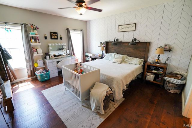 1518 Breezy Creek Drive, Evansville, IN 47720