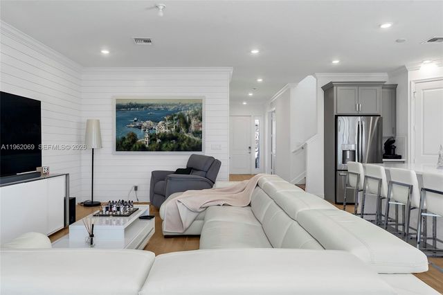 1600 Wandering Willow Way, Loxahatchee, FL 33470