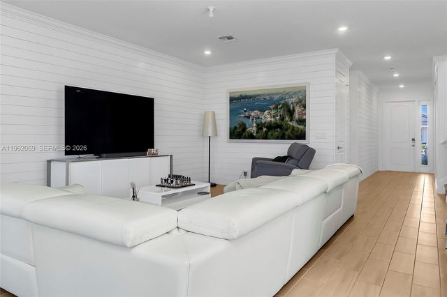 1600 Wandering Willow Way, Loxahatchee, FL 33470