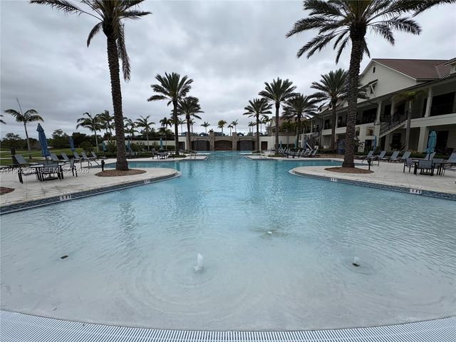 1600 Wandering Willow Way, Loxahatchee, FL 33470