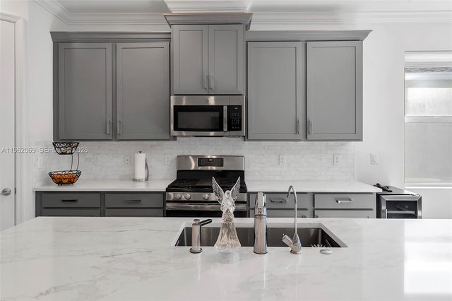 1600 Wandering Willow Way, Loxahatchee, FL 33470