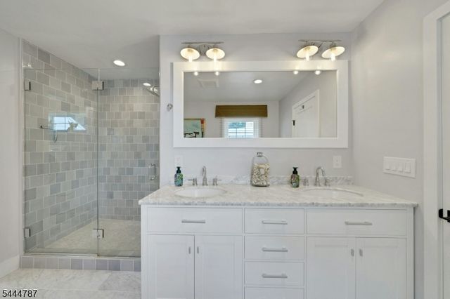 7 Hawthorne Ave, Glen Ridge Boro Twp., NJ 07028