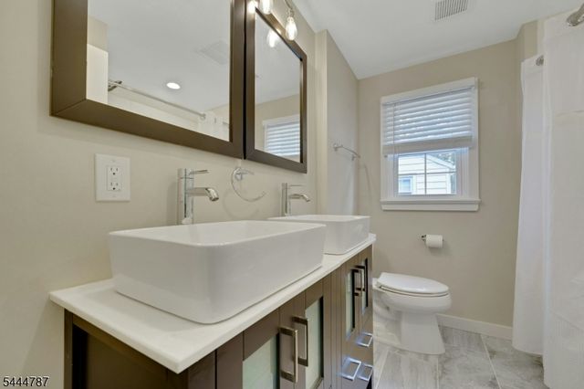 7 Hawthorne Ave, Glen Ridge Boro Twp., NJ 07028