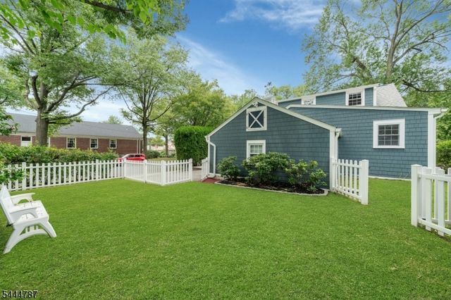 7 Hawthorne Ave, Glen Ridge Boro Twp., NJ 07028