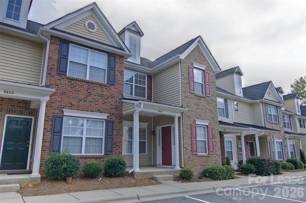 8618 Twined Creek Lane, Charlotte, NC 28227