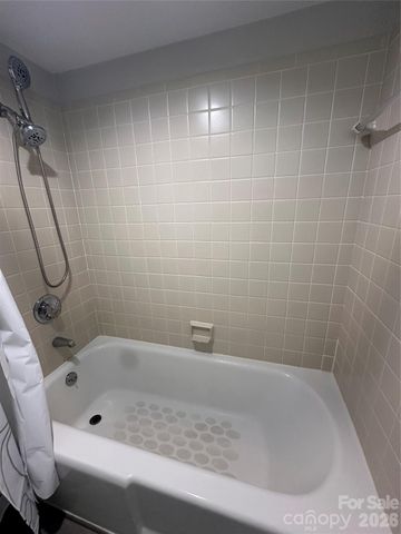 315 Spruce Street N 301, Winston Salem, NC 27101