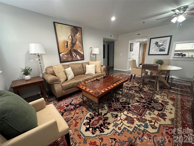 315 Spruce Street N 301, Winston Salem, NC 27101