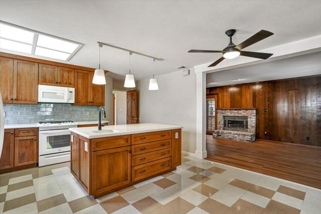 784 Sherman Oaks Drive, San Jose, CA 95128