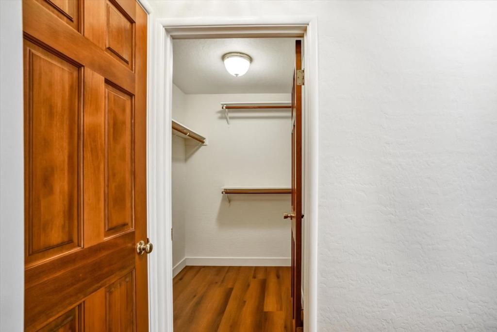 Image 21 of property listing at 784 Sherman Oaks Drive, San Jose, CA 95128