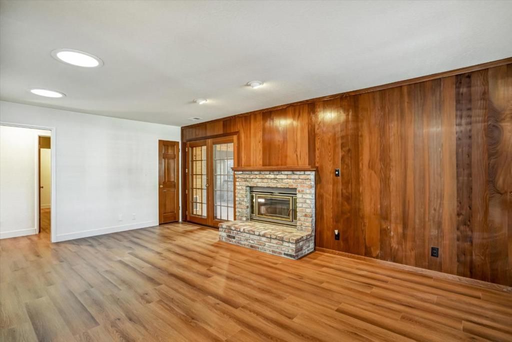 Image 4 of property listing at 784 Sherman Oaks Drive, San Jose, CA 95128