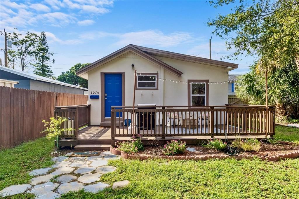 2070 29TH AVENUE N, St Petersburg, FL 33713