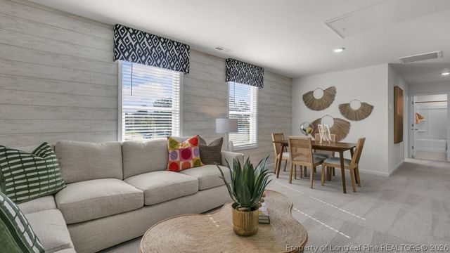 1025 Martin Farms Boulevard, Aberdeen, NC 28315