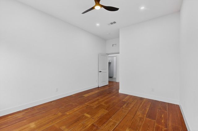 514 S Marlborough Avenue, Dallas, TX 75208