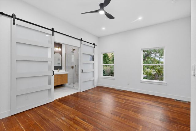 514 S Marlborough Avenue, Dallas, TX 75208